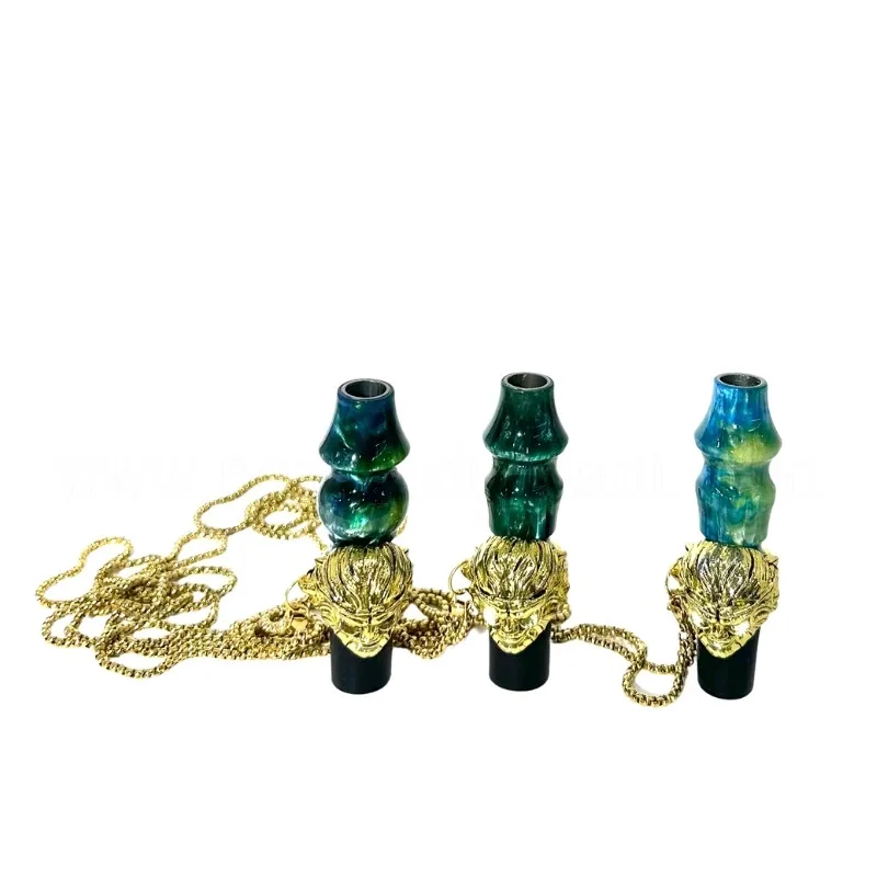 Embout de narguilé en époxy avec cordon
