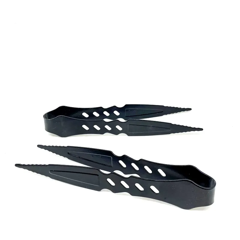 Black Tongs

